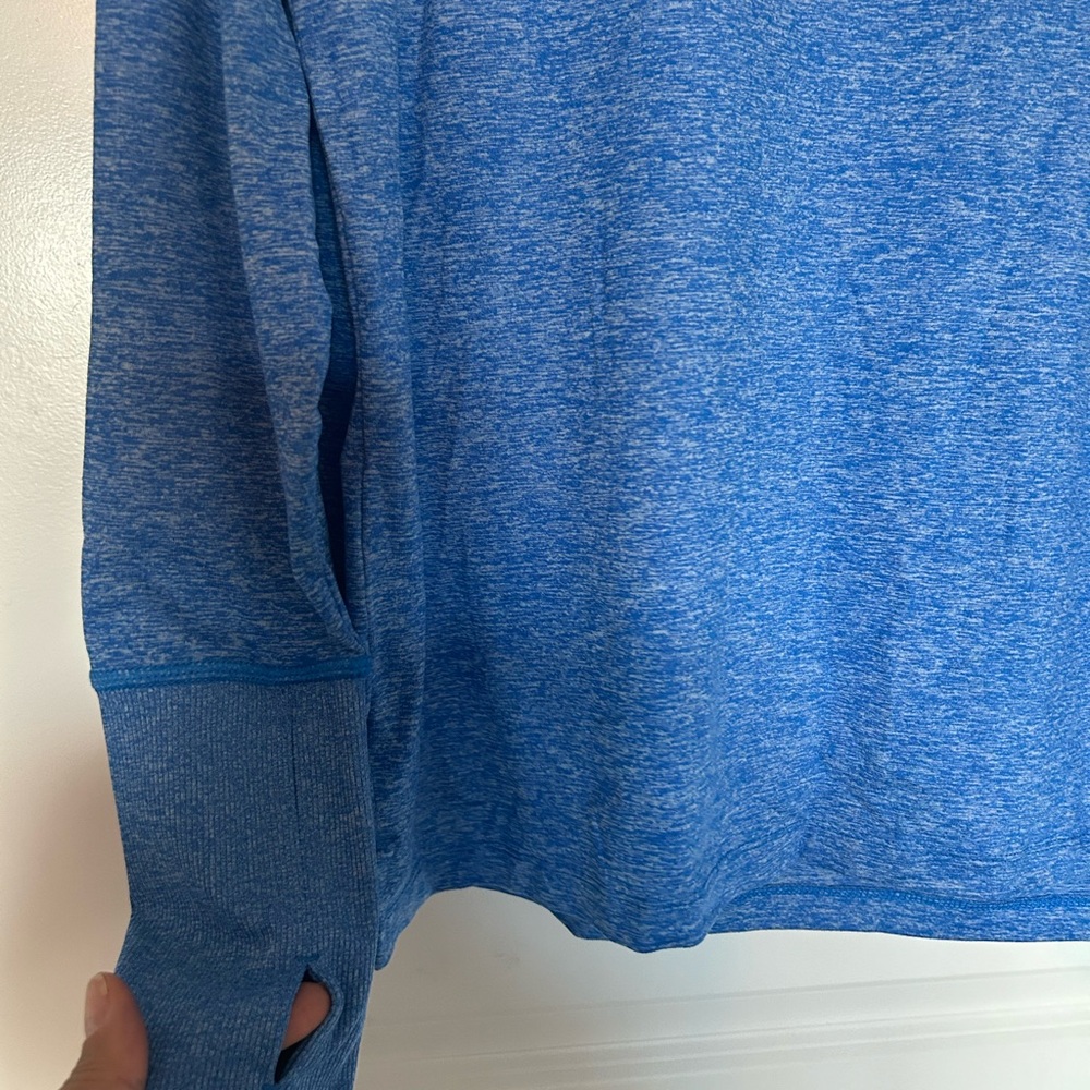 NIKE • Men’s Dri-Fit Long Sleeve Shirt • Large • - Picture 4 of 6